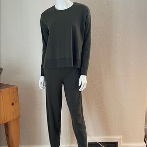 Eileen Fisher Dark Green Pant/Top Set